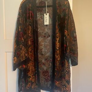 In Loom Velvet Floral Wrap